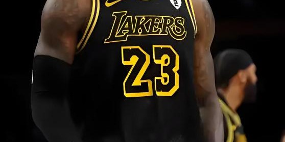 摊牌了，詹姆斯突爆争议决定！湖人队很意外，球迷：又想抱团了